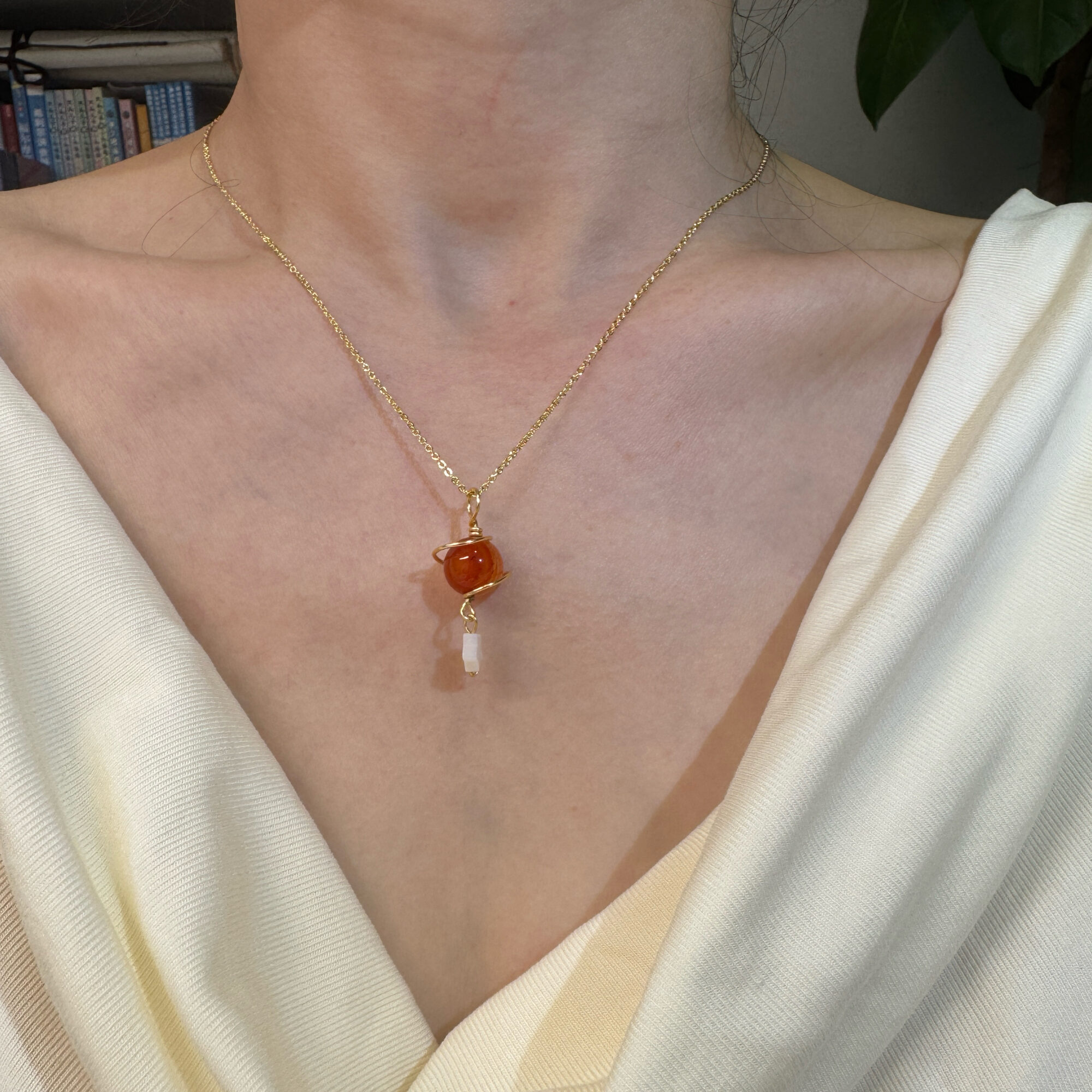 product10-01 Carnelian Planet and Star Pendant Necklace